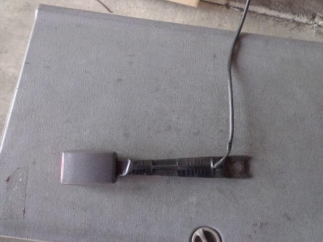 Seat Belt TOYOTA Platz 2000 TA-SCP11 — photo 1