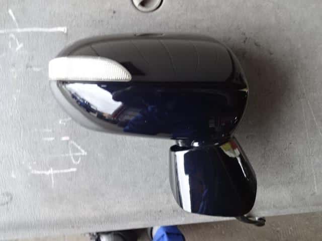 Right Side Mirror HONDA Fit 2004 DBA-GD1 — photo 1