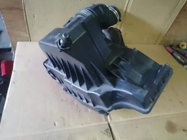 Air Cleaner Assembly NISSAN Cube 2008 DBA-NZ12 — photo 4