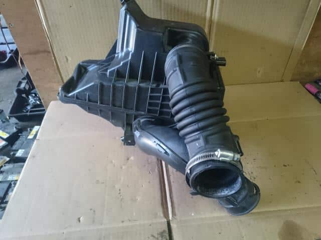 Air Cleaner Assembly NISSAN Cube 2008 DBA-NZ12 — photo 2