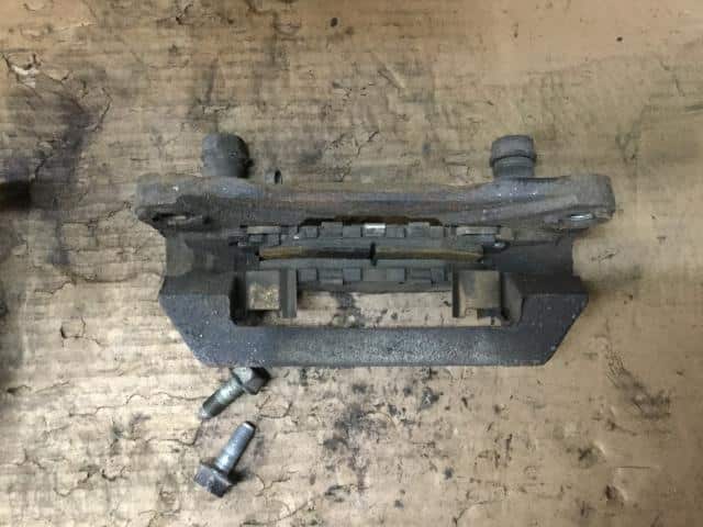 Rear Left Caliper SUBARU Legacy 2009 CBA-BP5 — photo 4