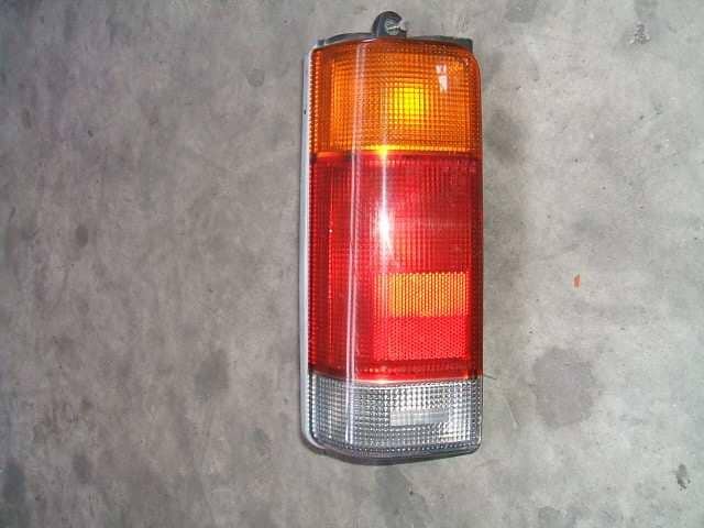 Left Tail Light SUBARU Sambar 1992 V-KV3 2074AL — photo 1
