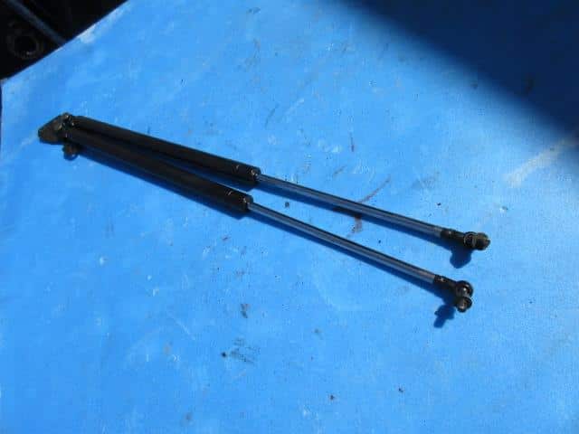 Tail Gate Damper MITSUBISHI Minicab 2000 GD-U61 — photo 1