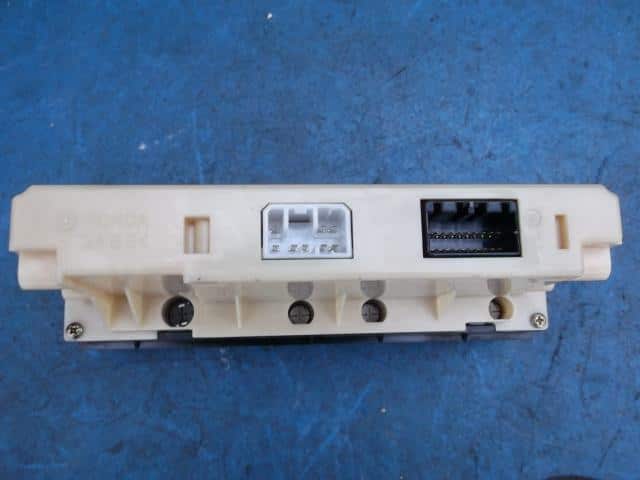 A/C Control Panel HONDA Torneo 1998 E-CF4 — photo 3