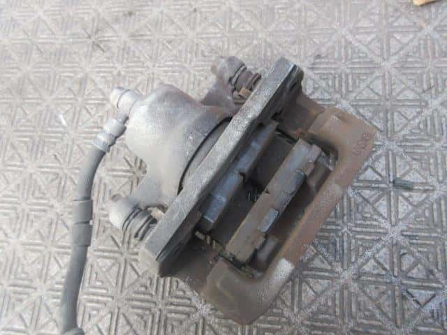 Rear Right Caliper MAZDA MPV 2006 DBA-LY3P — photo 2