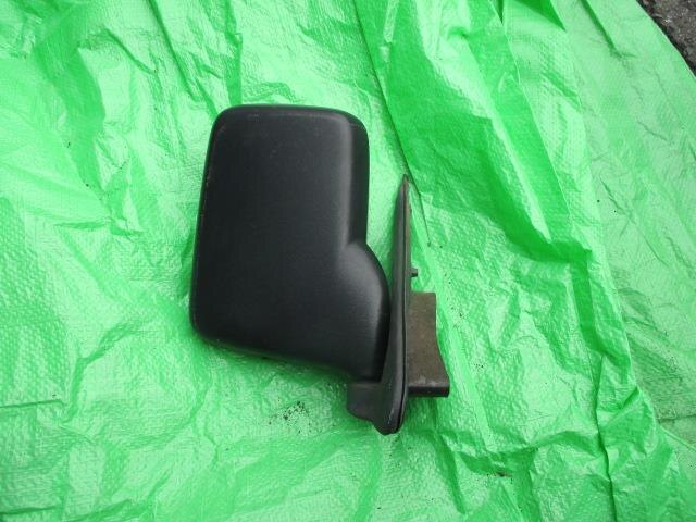 Right Side Mirror NISSAN Caravan Van 2002 GE-CQGE25 — photo 2