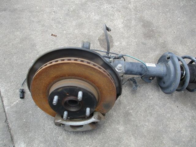 Front Right Strut Assembly TOYOTA Porte 2013 DBA-NCP141 — photo 3