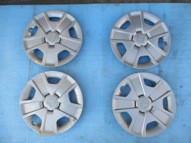 Wheel Cover HONDA Fit 2010 DAA-GP1 — photo 1