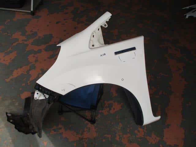 Left Fender Panel HONDA Fit 2013 DAA-GP1 — photo 1