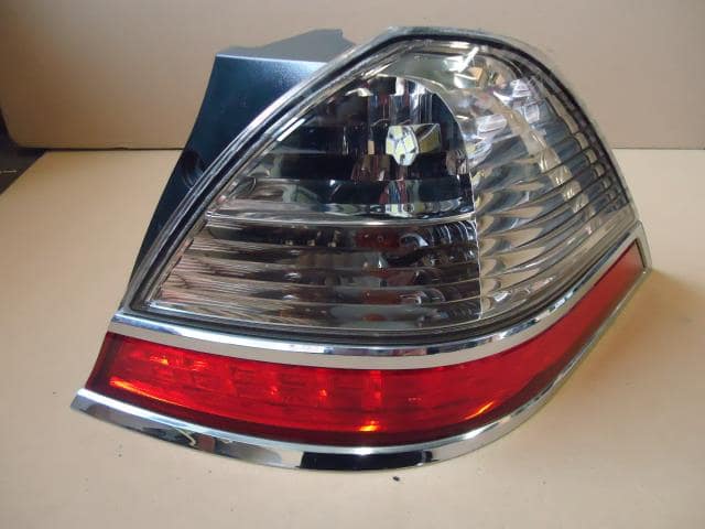 Right Tail Light HONDA Odyssey 2008 DBA-RB1 — photo 1