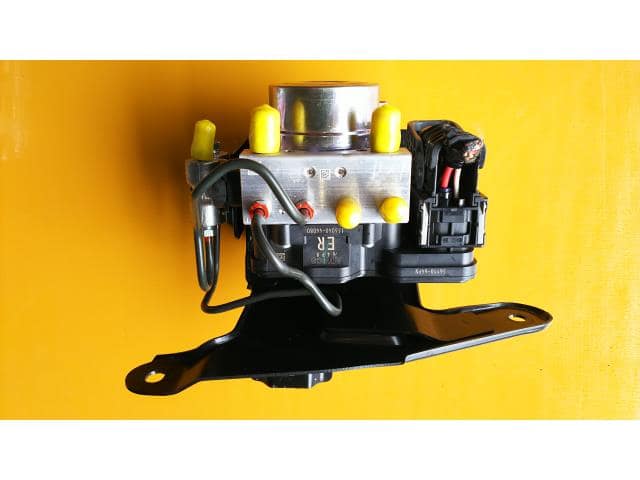 ABS Actuator NISSAN Nv100 clipper 2017 HBD-DR17 — photo 1