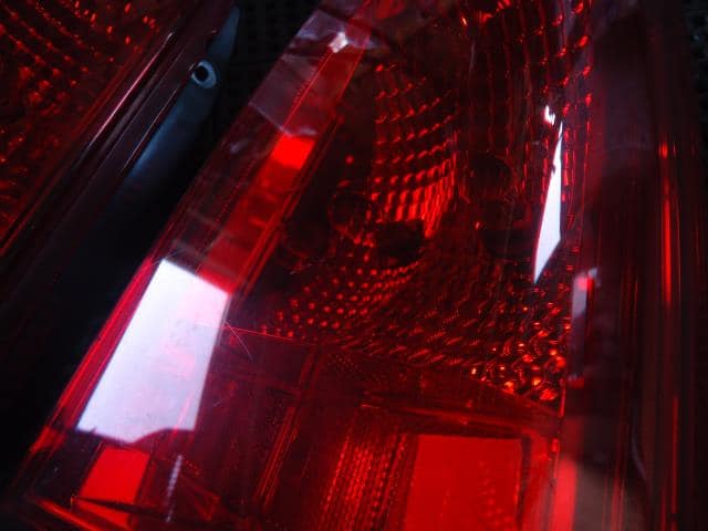Right Tail Light SUZUKI Wagon R 2002 TA-MC22S 3565076F00 — photo 3