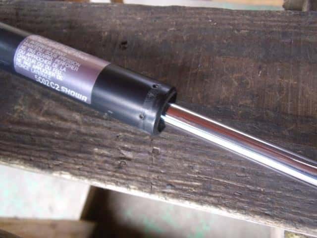 Tail Gate Damper HONDA Life 2005 CBA-JB5 — photo 2