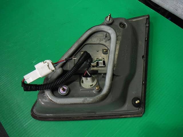 Rear Finish Panel TOYOTA Crown 2004 CBA-GRS182 8159030110 — photo 2
