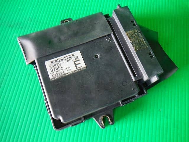 Engine Control Unit SUZUKI Wagon R 1999 GF-MC21S 3392076FL0 — photo 1