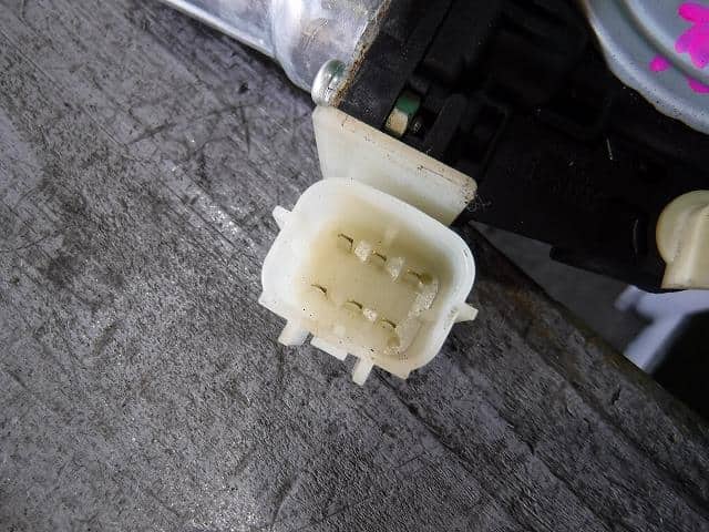 Rear Right Door Regulator NISSAN Serena 2005 CBA-C25 — photo 3