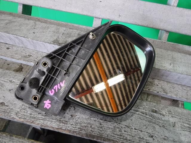 Right Side Mirror NISSAN Clipper 2004 LE-U71 — photo 2