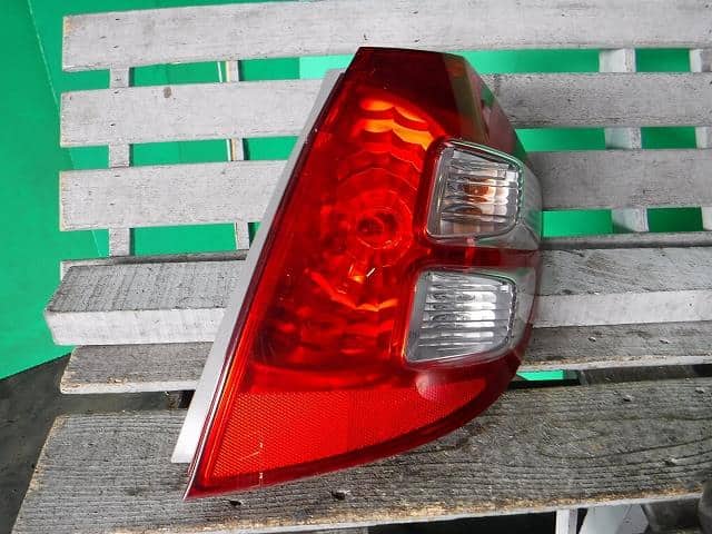 Right Tail Light HONDA Fit 2008 DBA-GE6 — photo 1