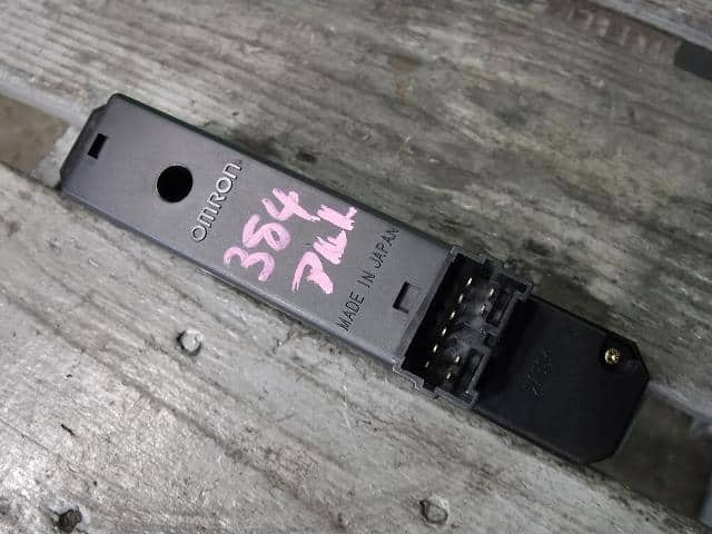 Power Window Switch SUZUKI Alto 2002 LA-HA23S 3799084G40P4Z — photo 2