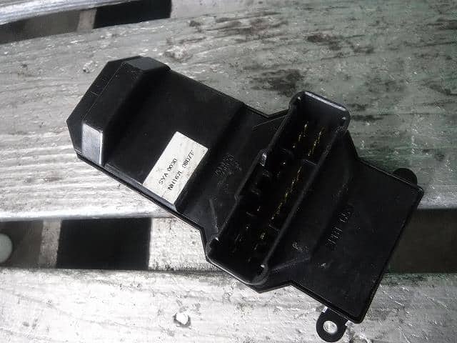 Power Window Switch HONDA Zest 2007 DBA-JE1 — photo 2