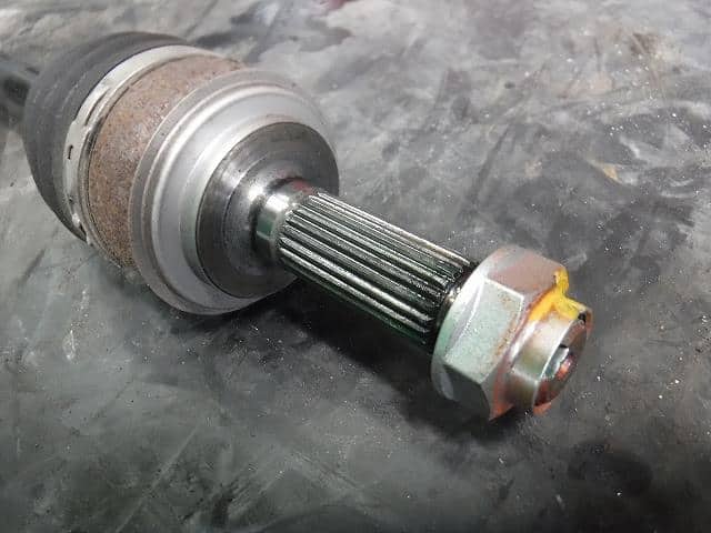 Rear Left Drive Shaft HONDA Vezel 2014 DAA-RU4 — photo 3