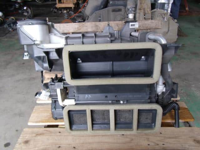 Air Conditioner Assembly HONDA Odyssey 2005 DBA-RB1 — photo 1