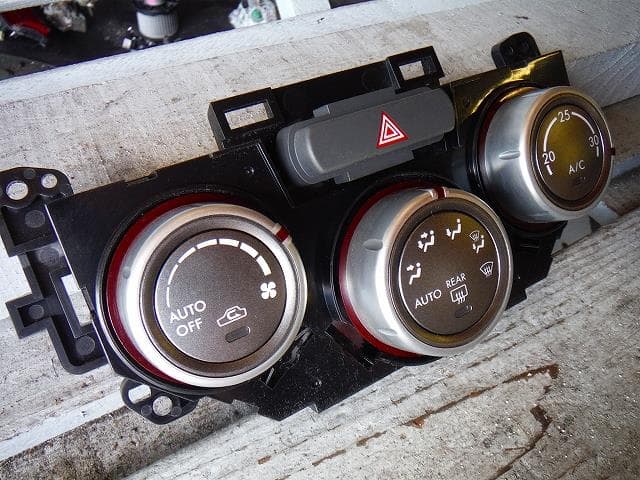 A/C Control Panel SUBARU Impreza 2007 DBA-GH2 — photo 2