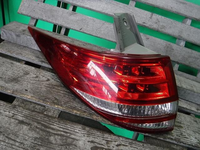 Left Tail Light TOYOTA Estima 2007 DBA-ACR50 — photo 3