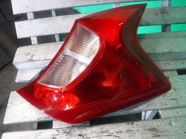 Right Tail Light NISSAN Note 2013 DBA-E12 — photo 2