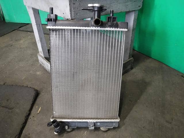 Radiator SUBARU Stella 2013 DBA-LA100F 16400B2190 — photo 2