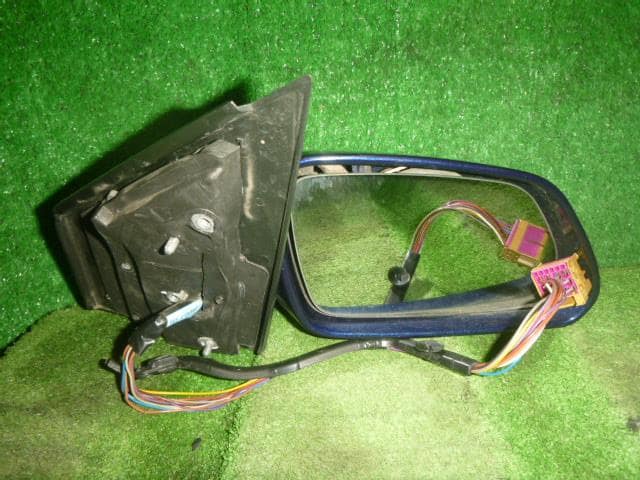 Right Side Mirror VOLKSWAGEN Polo 2004 GH-9NBKY — photo 3