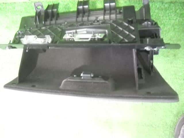Interior Parts BMW 3 Series 2009 ABA-WA20 — photo 2