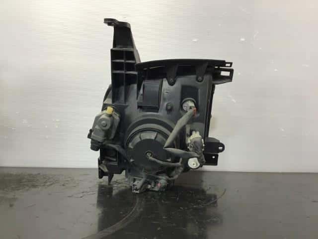 Left Headlight NISSAN Cube 2003 UA-BZ11 — photo 2