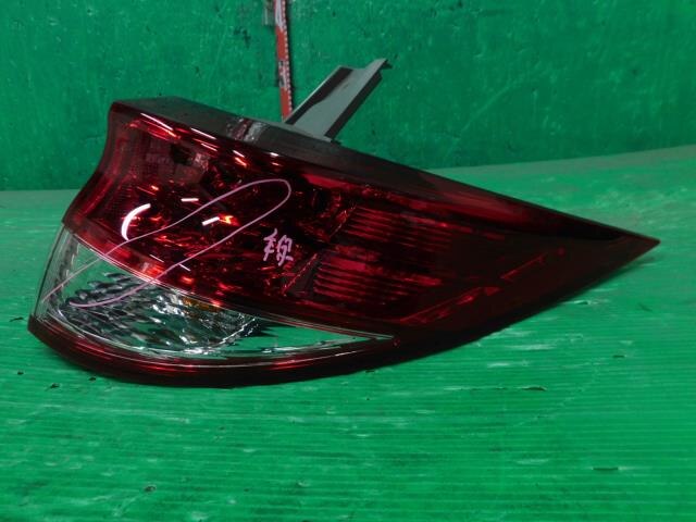 Right Tail Light TOYOTA Estima 2010 DBA-ACR50 — photo 4