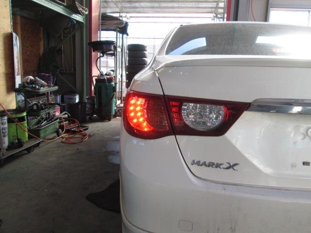 Left Tail Light TOYOTA Mark X 2011 DBA-GRX130 — photo 2