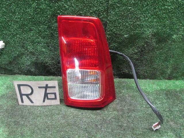 Right Tail Light MITSUBISHI Toppo 2008 CBA-H82A — photo 1