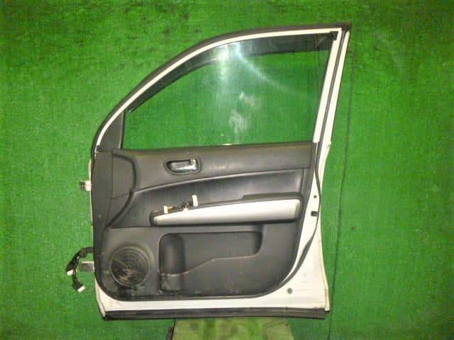 Front Right Door Assembly NISSAN X-Trail 2010 LDA-DNT31 — photo 4