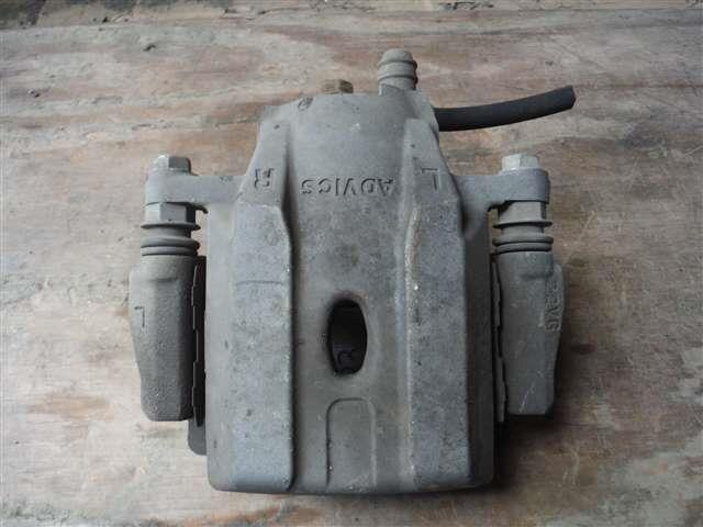Front Left Caliper TOYOTA Prius 2005 DAA-NHW20 — photo 1