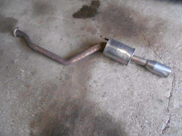 Rear Muffler NISSAN Elgrand 2002 UA-NE51 — photo 1