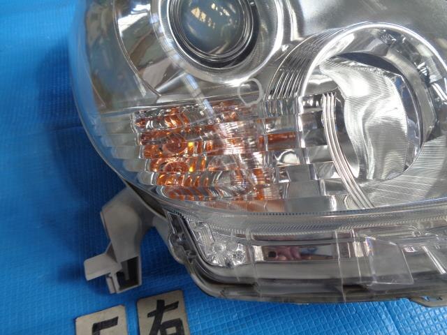 Right Headlight TOYOTA Passo 2010 DBA-KGC35 — photo 2