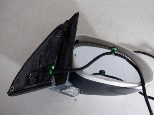 Right Side Mirror VOLKSWAGEN Variant 2010 ABA-3CCDA — photo 4