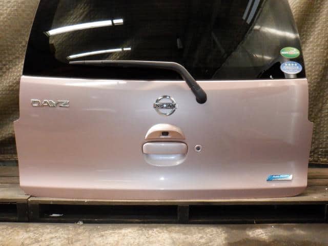 Back Door Assembly NISSAN Dayz 2013 DBA-B21 — photo 4