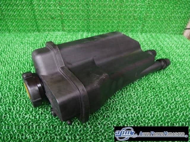 Coolant Tank BMW 5 Series 1998 GF-DM25 — photo 1