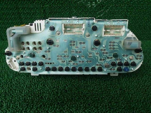 Speedometer VOLVO Volvo 40 series 2002 GF-4B4204W 30889710 — photo 2