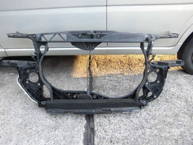 Radiator Core Support AUDI Audi a4 2002 GF-8EALT — photo 1