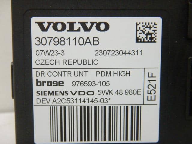 Front Right Door Regulator VOLVO Volvo 70 series 2007 DBA-MB5254 31217074 — photo 4