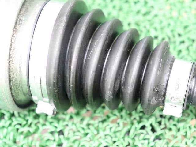 Rear Right Drive Shaft VOLVO Volvo 70 series 2006 CBA-SB5254AWL P30713276 — photo 3