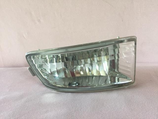 Right Fog Light TOYOTA Mark II 2001 TA-GX115 — photo 1