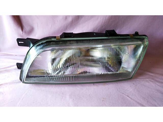 Left Headlight NISSAN Pulsar 1995 E-EN15 — photo 1
