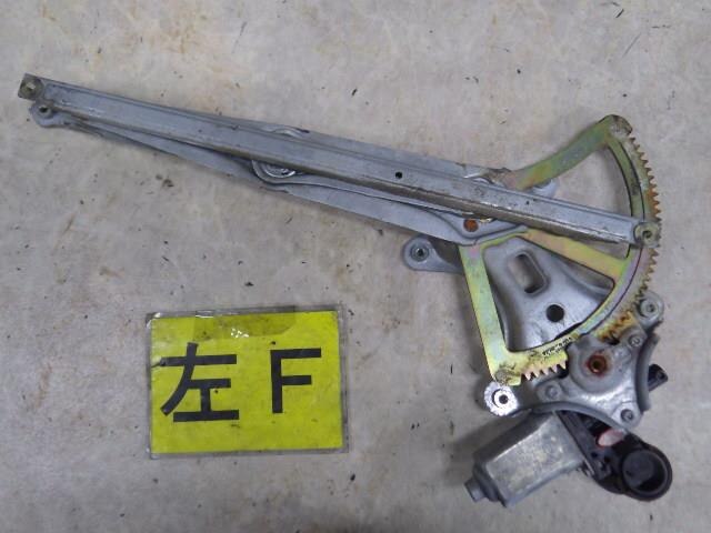 Front Left Door Regulator TOYOTA Mark II 2003 TA-JZX110 — photo 1